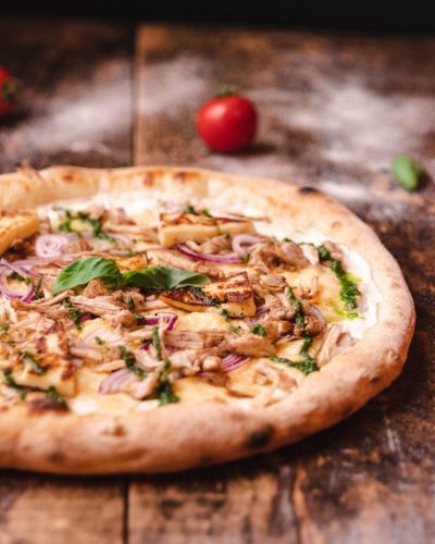 fotografiranje ugostiteljskih objekata Kvarner– detalji pizze i priloga za gastro promociju