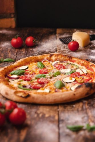 fotografiranje restorana Rijeka - pizza s pršutom i ruikolom