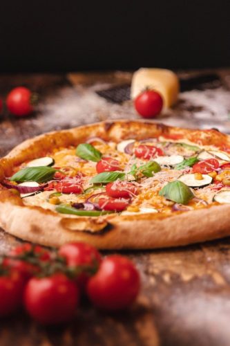 fotografiranje ugostiteljskih objekata Istra - pizza s tartufima u Istri