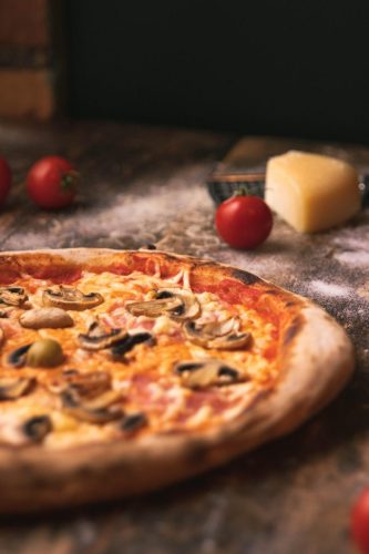 fotografiranje ugostiteljskih objekata Rijeka - specijalitet pizze u Rijeci