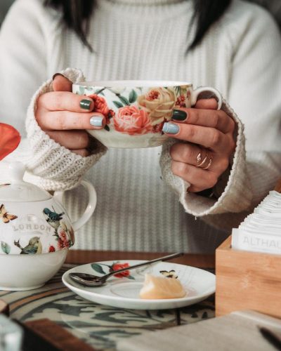 Profesionalna slika čaja od mente u restoranu Istra – Valorem Media